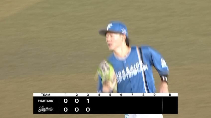 3回裏・F矢澤宏太 俊足飛ばして右中間の打球をランニングキャッチ!!