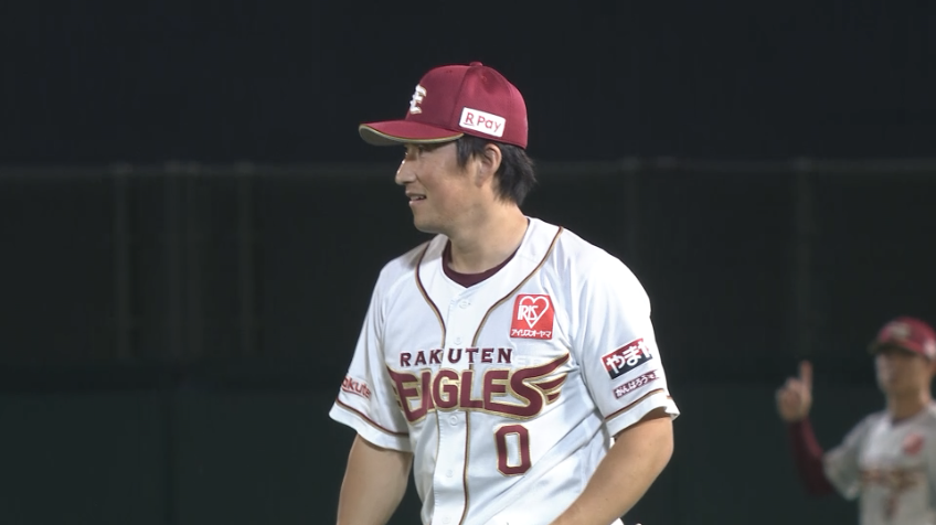 1回表・E小深田大翔 鋭い打球をキャッチしアウトをもぎ取る!!