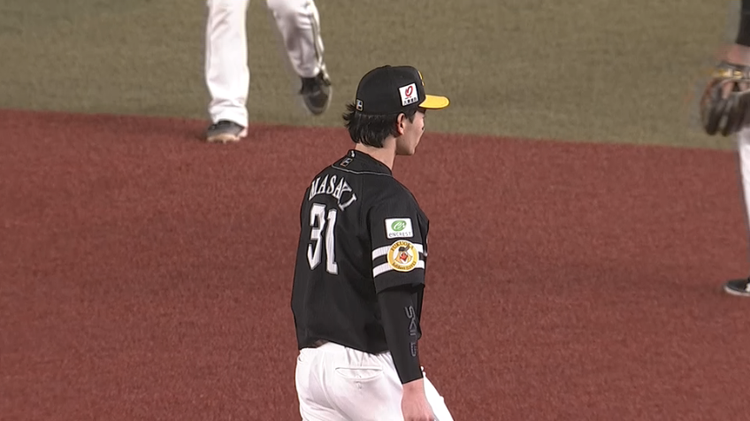 5回裏・H正木智也 一塁線の打球をスライディングキャッチ!!