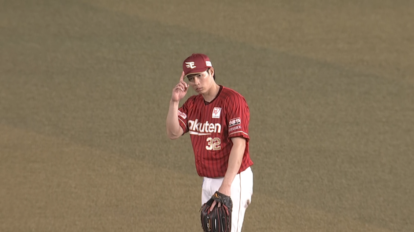 3回裏・E中島大輔 スライディングキャッチで魅せる!!