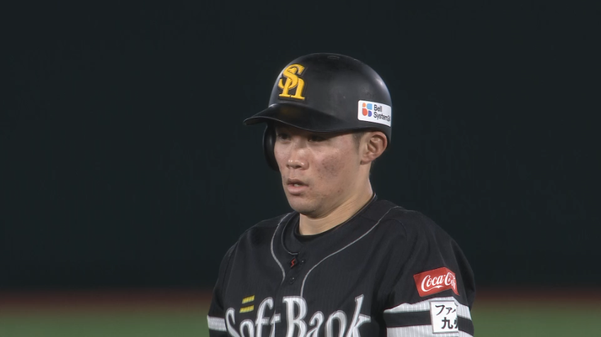 5回表・H庄子雄大 初球から走って今シーズン22個目の盗塁!!