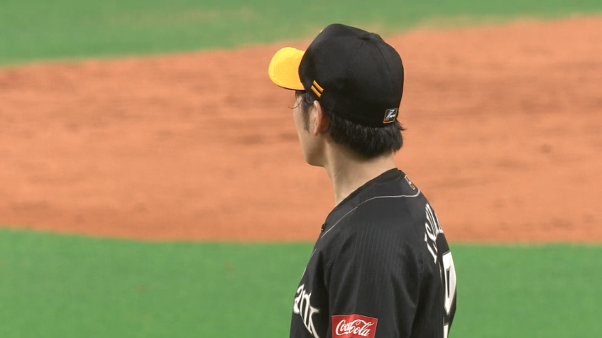 4回裏・H上林 見事な守備範囲で長打を阻止！