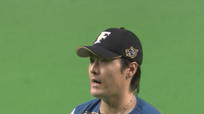 5回表・F有原 ピンチを招くも変化球で空振り三振を奪い、無失点で切り抜ける‼