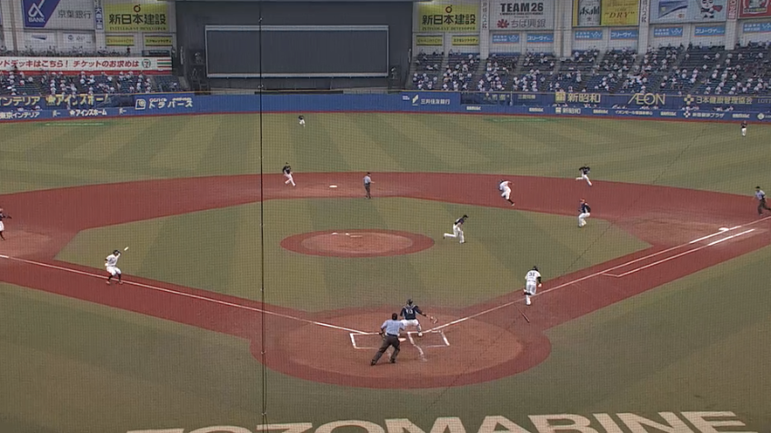 1回裏・M荻野貴 忍者走塁でランダウンプレーから生還！