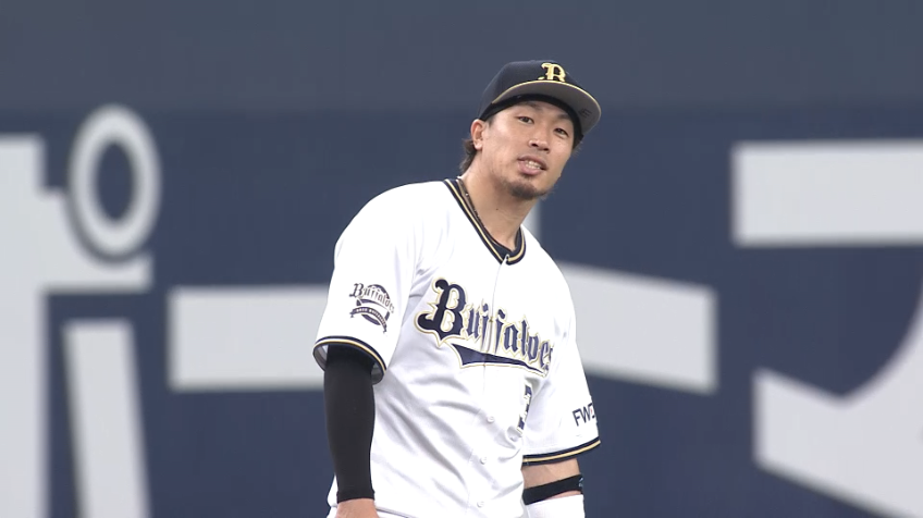 7回表・B安達 逆シングルから遠投!! 華麗な守備を魅せる!!