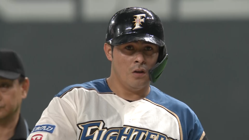 5回裏・Fビヤヌエバ センターへのタイムリーヒットで同点に追いつく!!