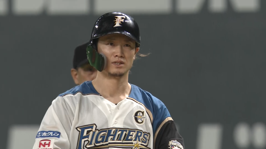 8回裏・F西川 1アウト満塁のチャンスでライトへのタイムリーヒット!! 点差をさらに広げる!!