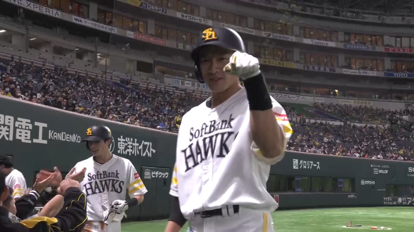 3回裏・H柳田 レフトスタンドへの第29号勝ち越し2ランホームラン‼