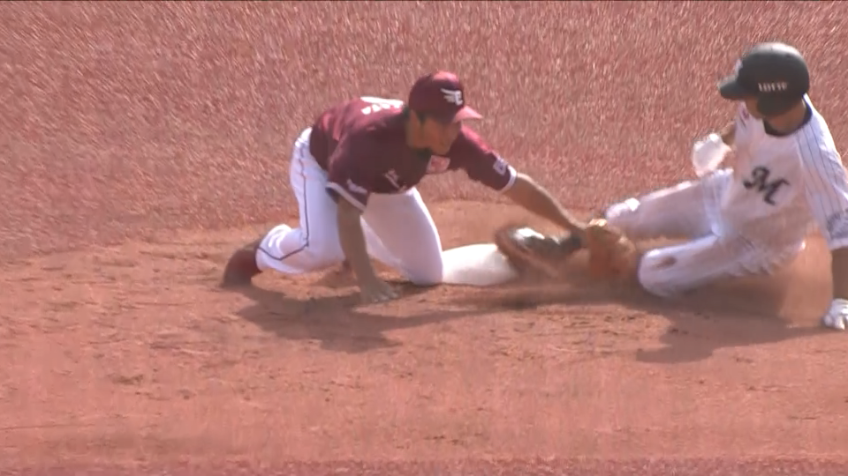 4回裏・M荻野貴 今季初盗塁!! さらにチャンスを広げる!!