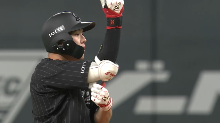 1回表・M安田 フェンス直撃の先制タイムリー2ベースヒット!!