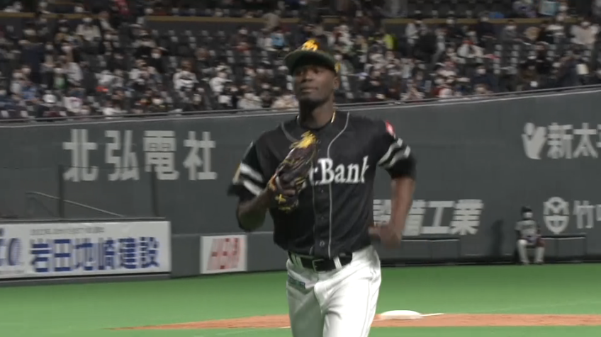 8回裏・Hモイネロ 今季初登板で、三者連続三振を奪う!!