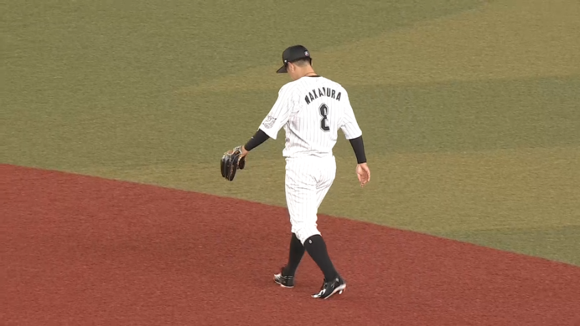 7回表・M中村奨 シフトズバリ!! 狙い通りのセカンドゴロに仕留める!!