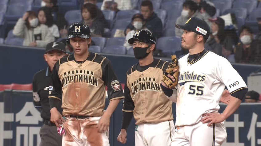 4回表・F淺間 セーフティーバントを決める‼