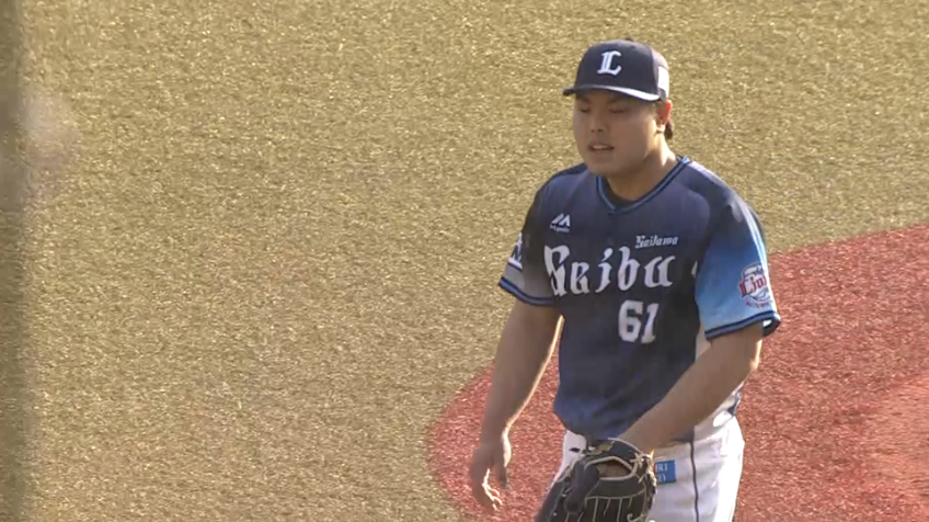 8回裏・L平良 満塁のピンチで見逃し三振を奪い、点数を与えない!!