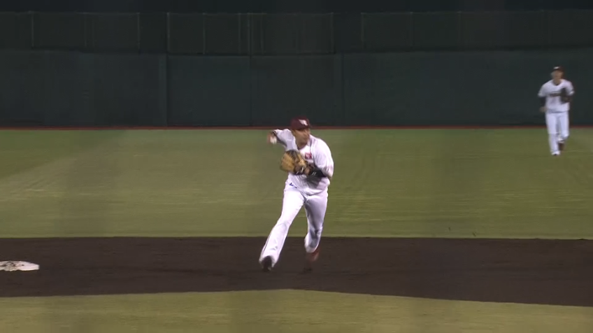 5回表・E浅村 泰然としたランニングスローで好守!!