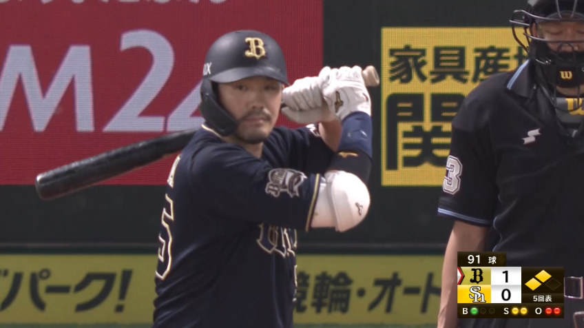 5回裏・B T-岡田 一二塁間を破った打球で2点追加する!!