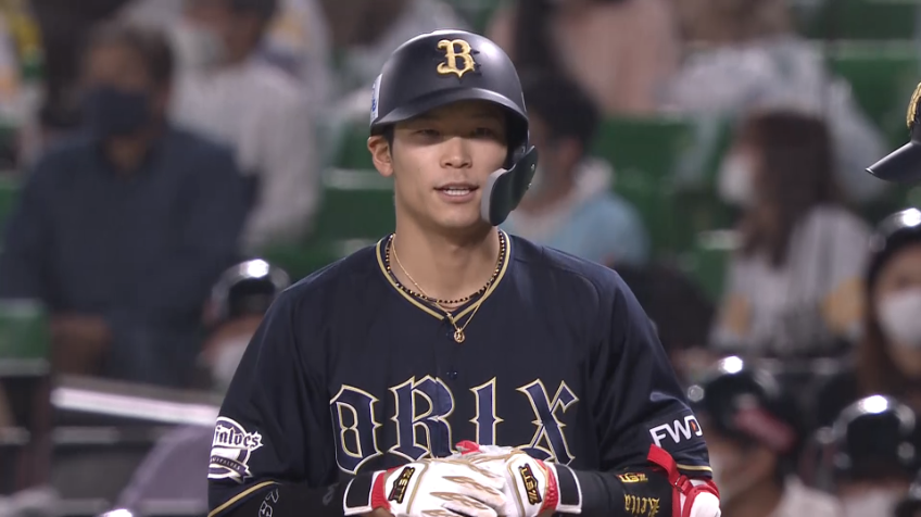 5回表・B中川圭 4番の役割を果たす先制の内野安打を放つ!!