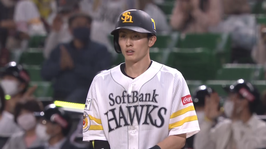 5回裏・H周東 三遊間を破るタイムリーヒットで1点返す!!