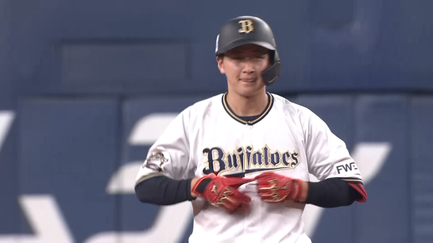 1回裏・B紅林 センター横へ2ベースヒットを放つ!!