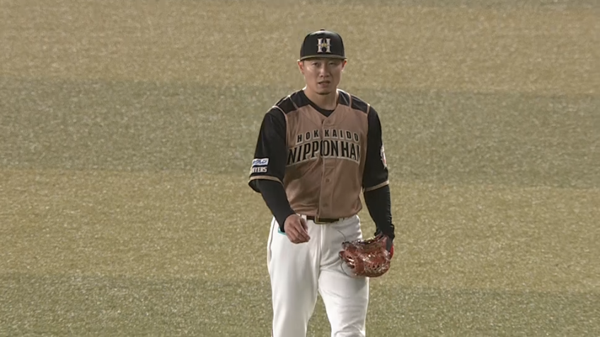 4回裏・F西川 華麗なスライディングキャッチをみせる!!