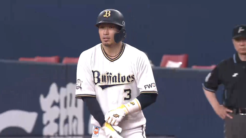 3回裏・B安達 5試合連続のヒットで1点を返す!!