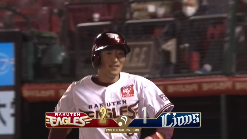 6回裏・E小深田 ライトスタンドへ勝ち越しソロホームラン!!