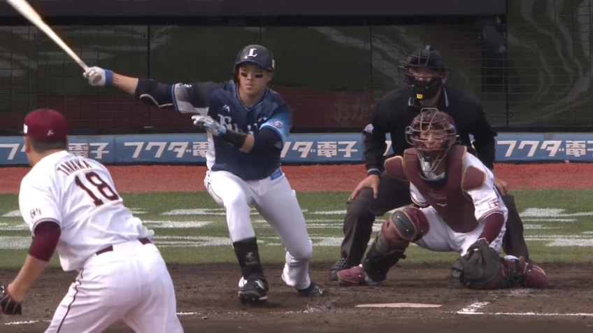 3回表・L呉 ランナー2塁のチャンスでタイムリーを放つ!! 1点差に迫る!!