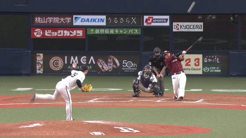 8回表・E浅村 タイムリー2ベースで1点差に迫る!!