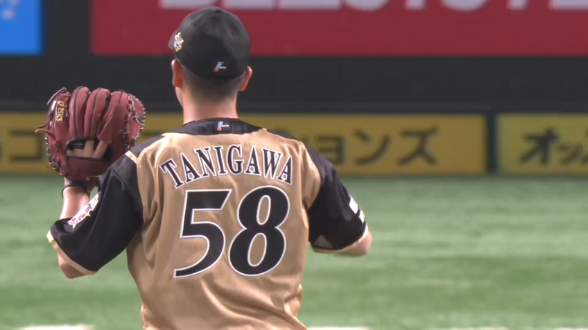 8回裏・F谷川 移籍後初登板で先頭打者から空振り三振を奪う!!