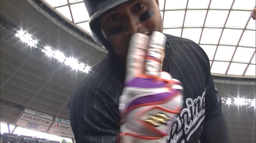 1回表・Mマーティン 第10号ホームランで先制!!