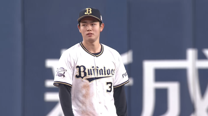 4回表・B太田 アウトは取れずとも逆シングルで好プレーを見せる!!