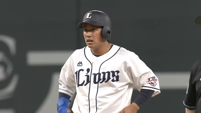 4回表・L愛斗 センター前への勝ち越しタイムリーを放つ!!