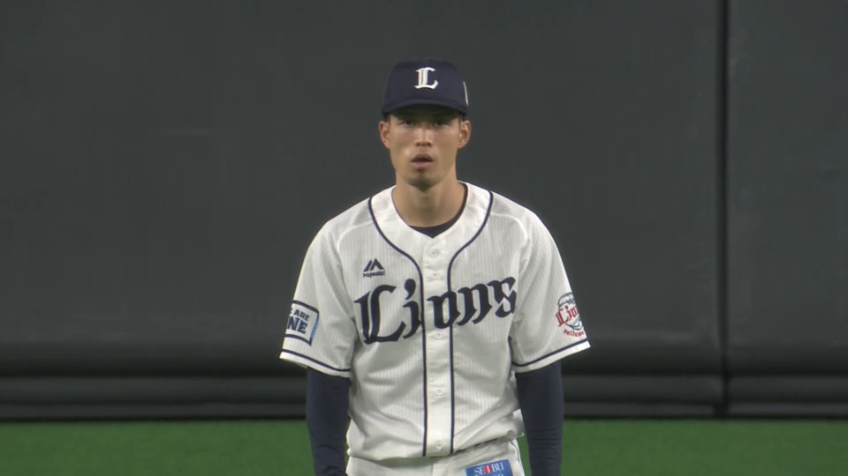 3回裏・L若林 フェンスを恐れずジャンピングキャッチ!!
