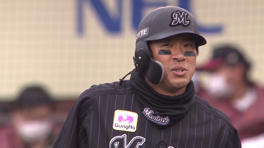 6回表・M角中 本日2打点目となるタイムリーヒットを放ち2点差に詰め寄る‼