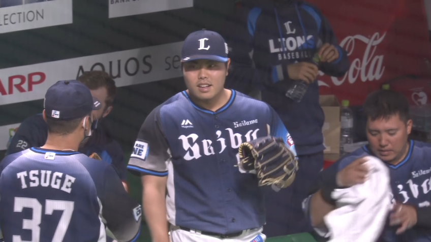 8回裏・L平良 ピンチを迎えるも無失点に抑える!!