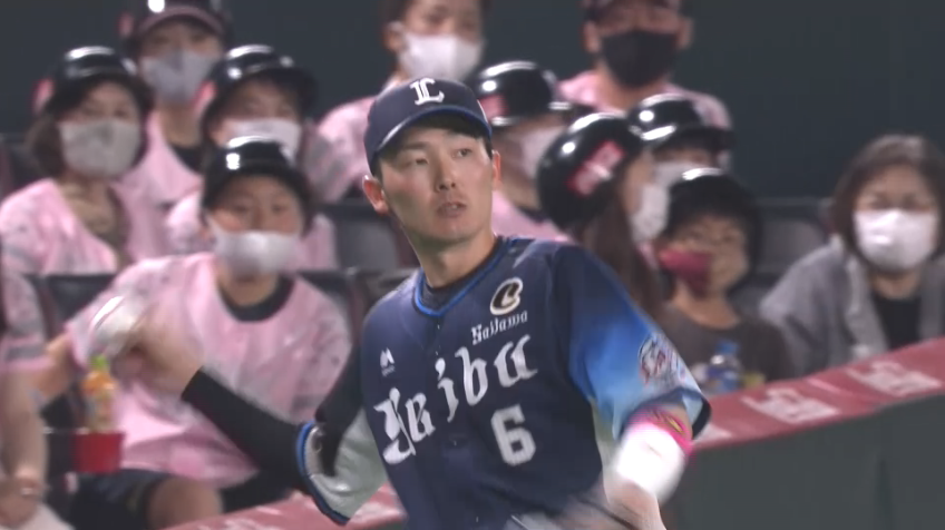 2回裏・L源田 ファウルフライをナイスキャッチ!!