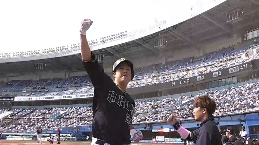 1回表・B杉本 初球をレフトスタンドへ運ぶ豪快な一発!!