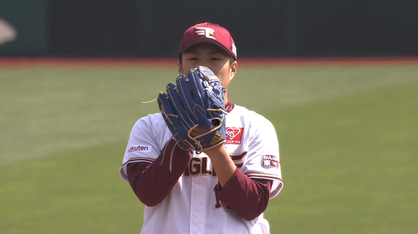 1回表・E則本 空振り三振で初回を三者凡退!!