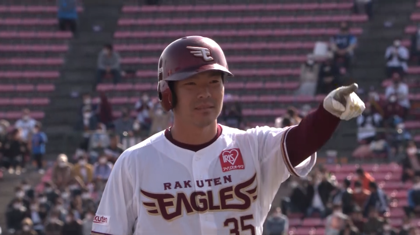 4回裏・E島内 ライト線へ巧みな同点タイムリー3ベース!!