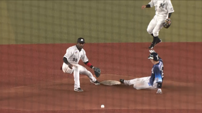 7回表・L源田 キャッチャーの目をかいくぐり盗塁成功!!