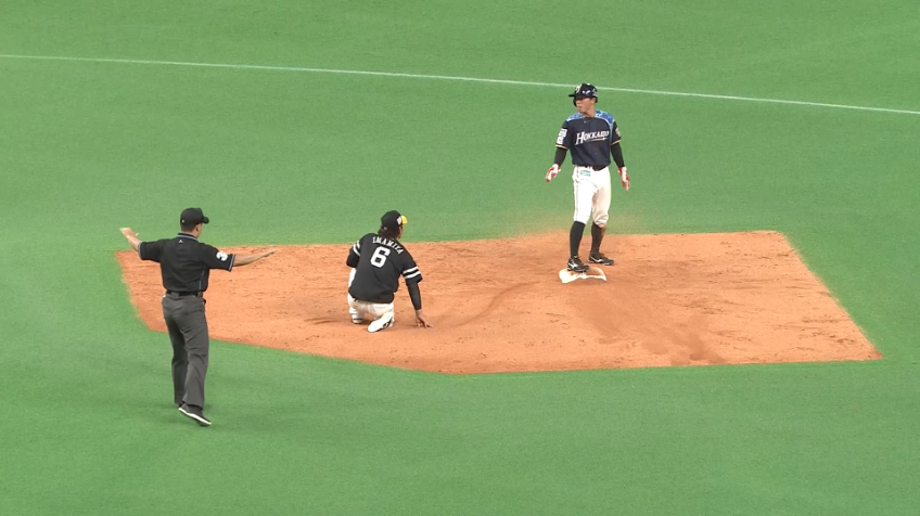 9回裏・F五十幡 警戒されながらも見事盗塁を決める!!