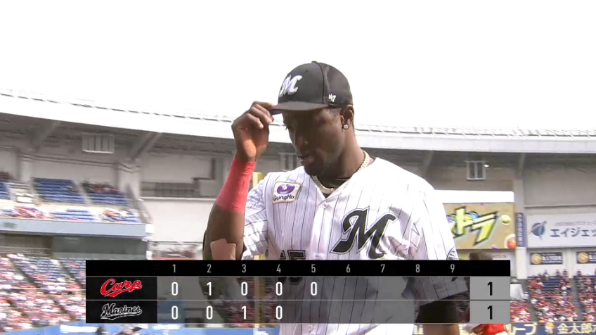 5回表・Mエチェバリア ピンチの場面でランニングスロー!! チームを救った!!