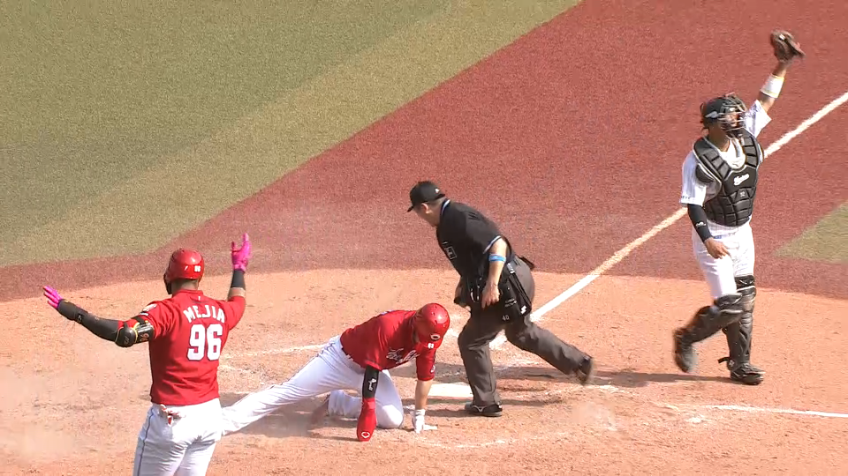 4回表・M角中・藤岡 見事な中継プレーでアウトをもぎ取る!!