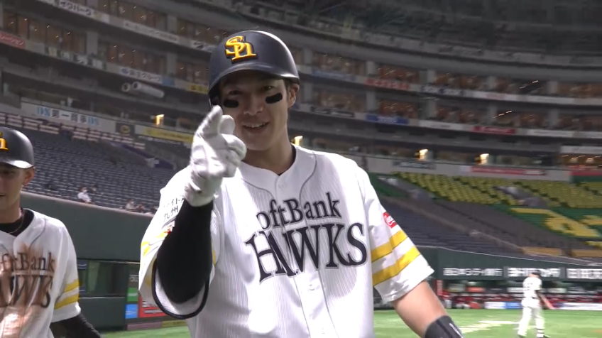3回裏・H柳田 右中間への2ランホームランを放つ!!