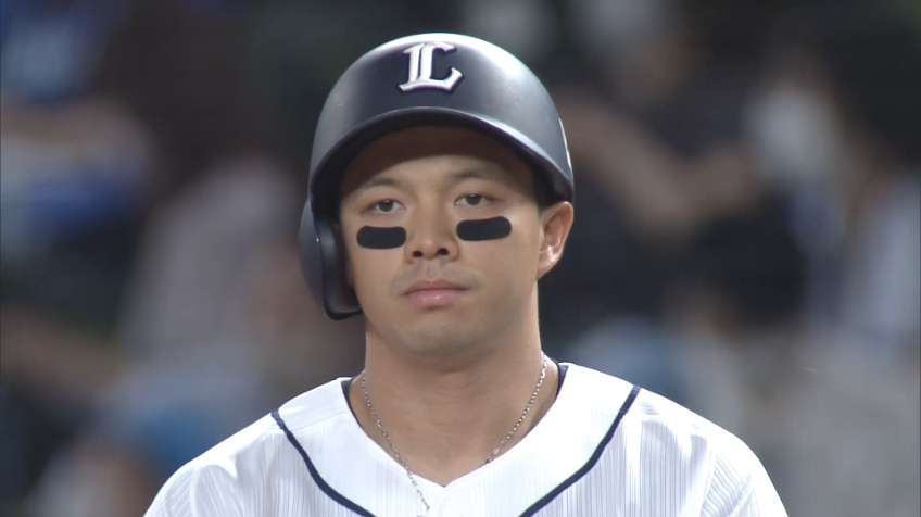 7回裏・L呉 ついに追いついた!! 同点のタイムリーヒットでガッツポーズ!!