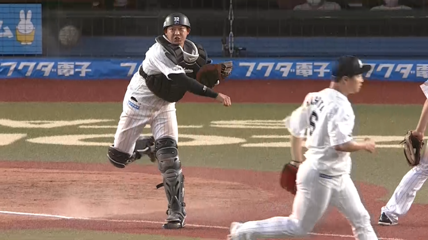 4回表・M佐藤 素早い判断と送球でダブルプレー完成!!