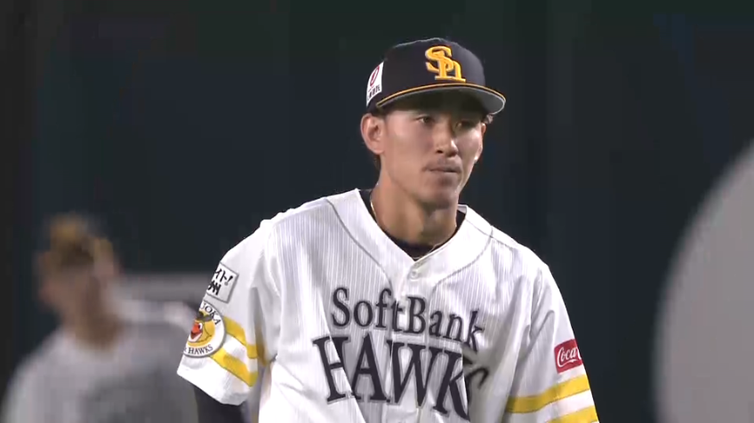 3回表・H三森 センターに抜けそうな打球をダイビングキャッチ!!