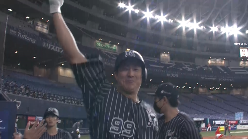 1回裏・B杉本 これぞ4番の一発!! 1点差に迫る2ランホームラン!!