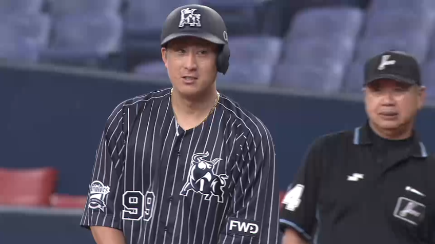 3回裏・B杉本 早くもマルチ安打となる同点タイムリーヒット!!