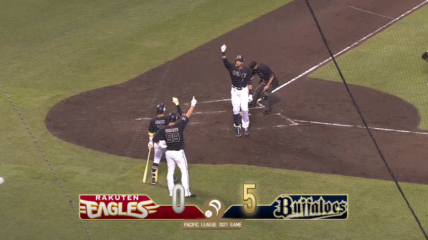 3回表・Bモヤ ライトへ2ランホームランを放ち突き放す!!